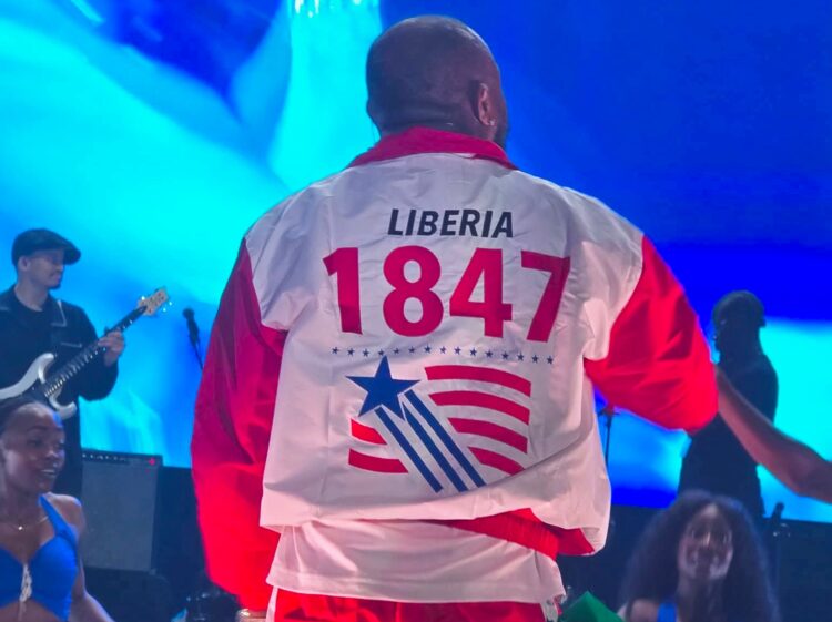 Davido Celebrates Liberia’s Independence Day in Custom Outfit at U.S. Concert